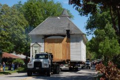 Central-School-moves-down-Route-83-Mount-Prospect-IL-5-28-08-photo-by-Frank-Corry-1